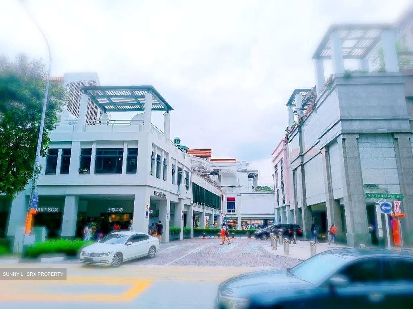 North Bridge Road (D7), Retail #619399491